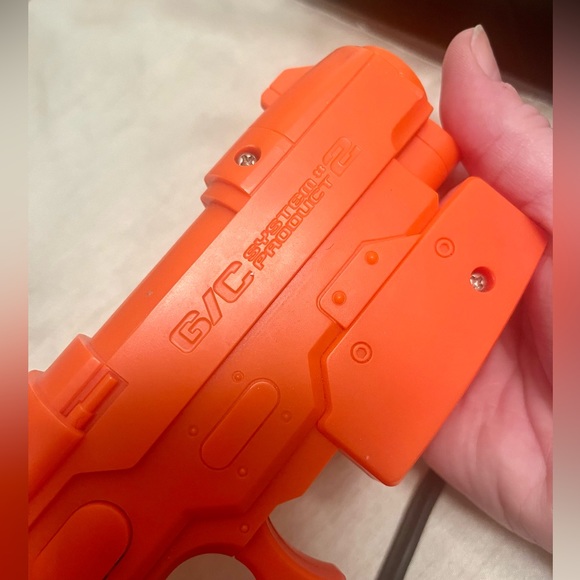 Game controller - Picture 1 of 3